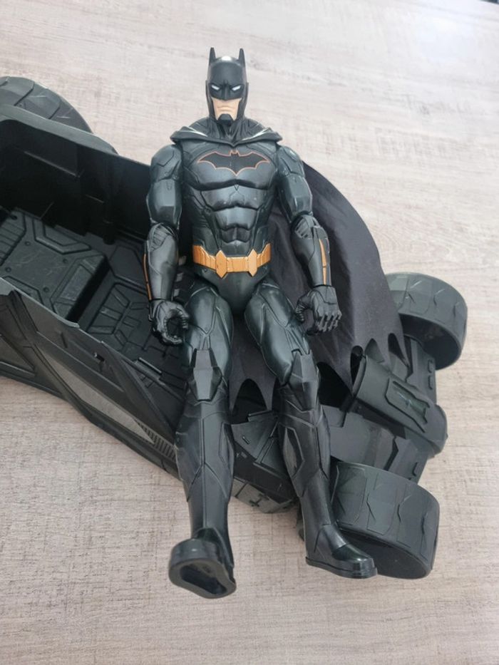 Batmobile + Batman 40cm - photo numéro 5