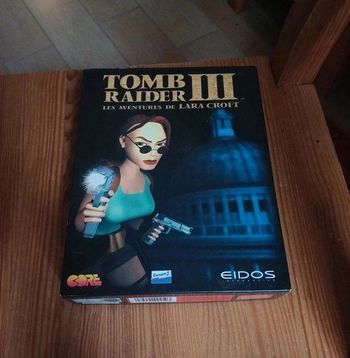 Jeu PC boîte en carton Tomb raider III