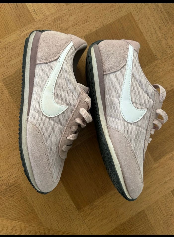 Baskets Nike vieux rose - photo numéro 4