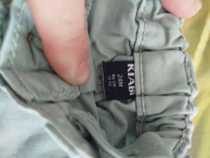 Pantalon vert 24 mois Kiabi - photo numéro 2