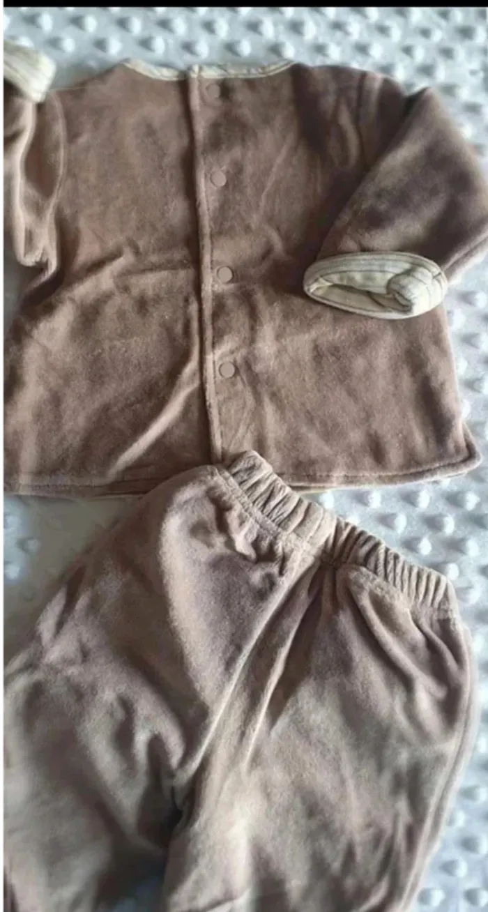 Pyjama velours deux pièces 3 mois - photo numéro 5