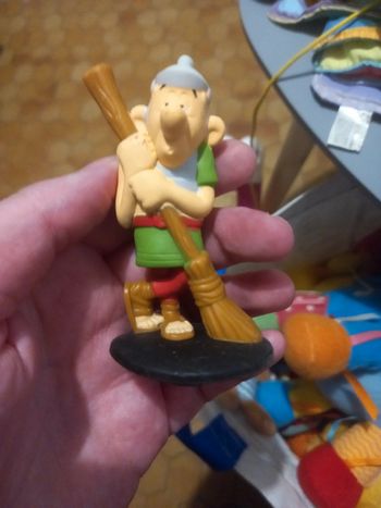 Figurine gaulois de asterix et obelix