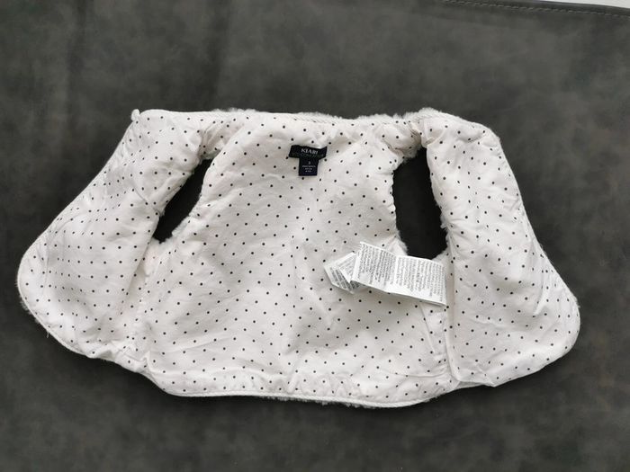 Gilet 👣 moumoute douce blanche, kiabi, 3mois - photo numéro 4