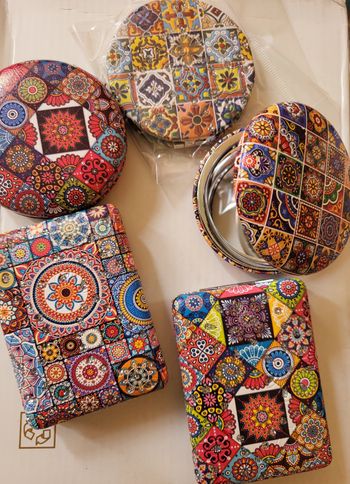 Miroir de poche artisanale