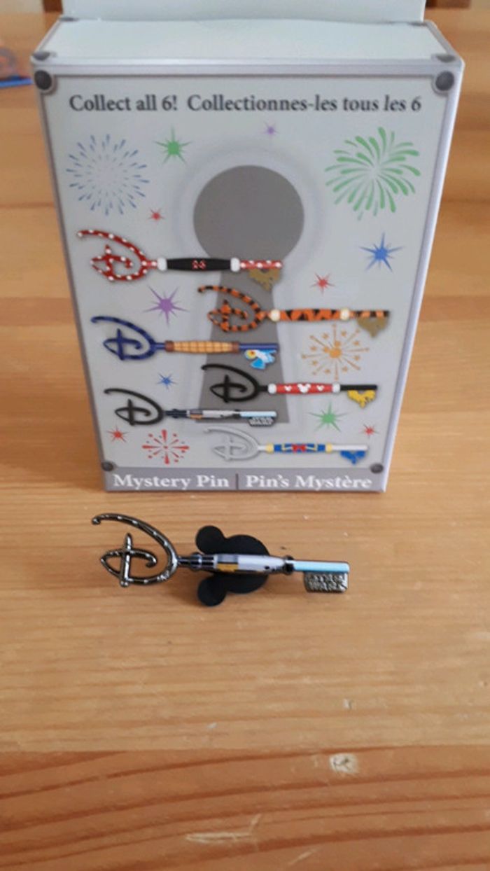 Pin's clé mystère star wars