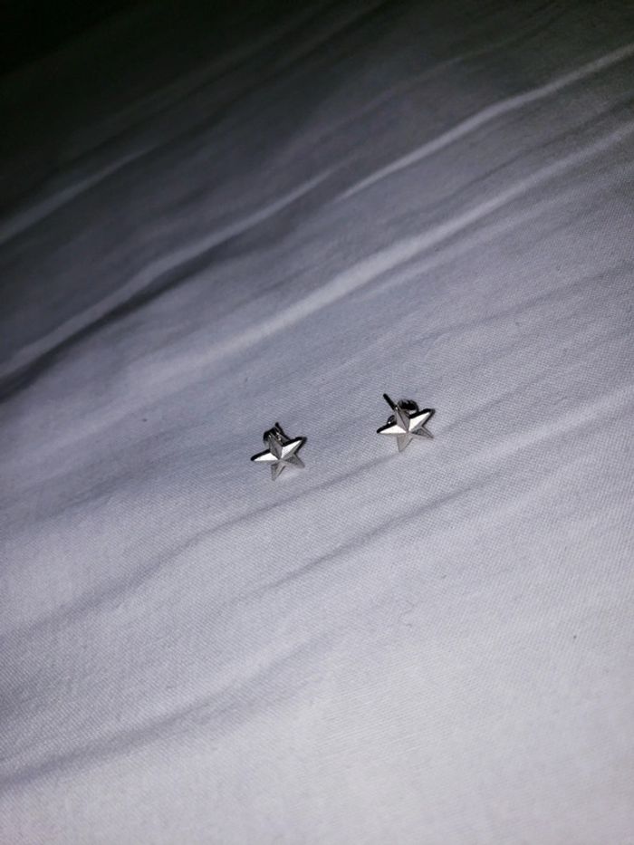 Boucles d'oreilles 🎀 2€