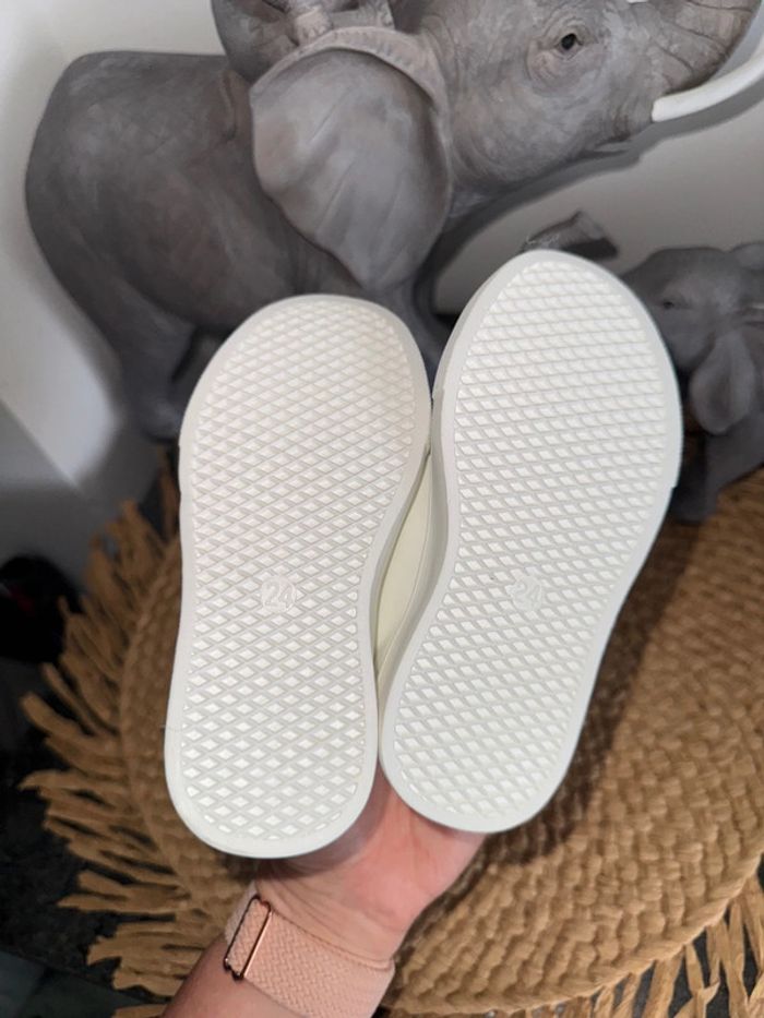 Baskets neuves stitch Disney 24 - photo numéro 4