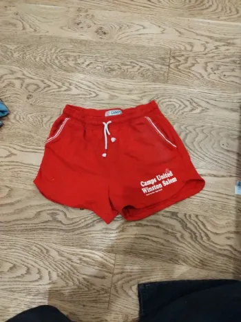 Short 16 ans