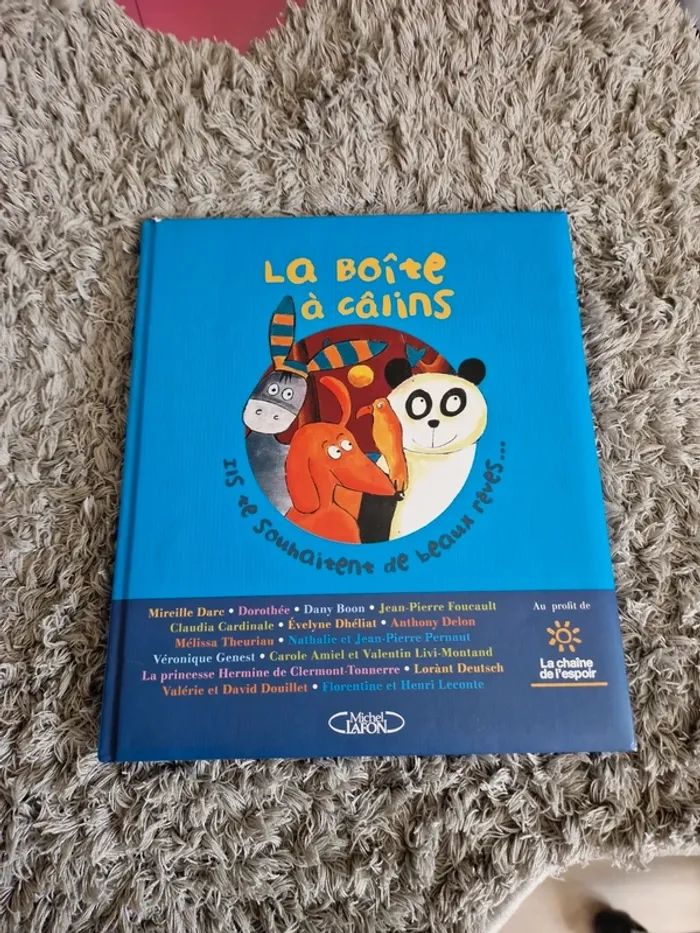 Livre la boîte à câlins