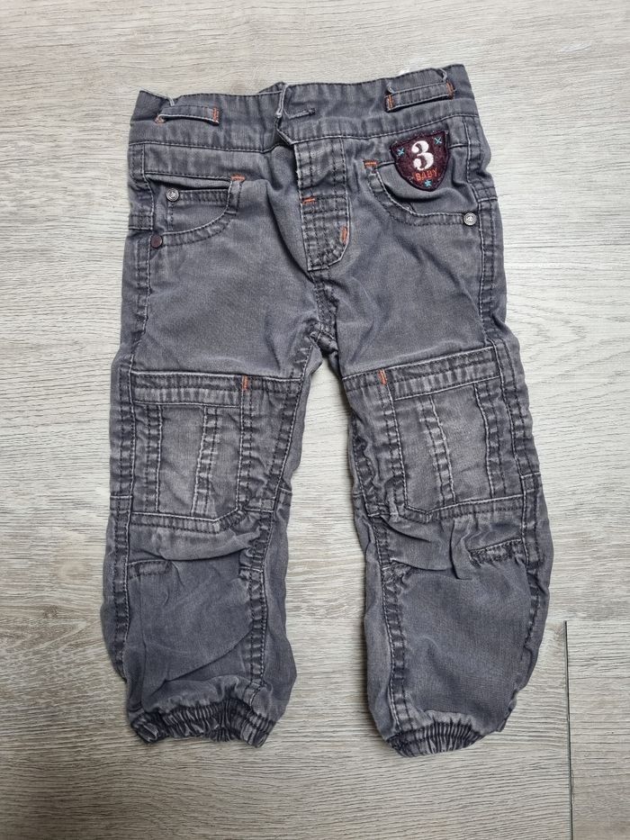 Tape à l'Œil (TAO) Pantalon cargo gris bébé 18 mois Tres Bonne Etat