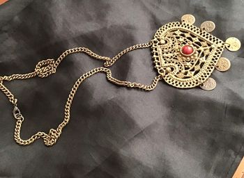 Très beau collier ethnique vintage