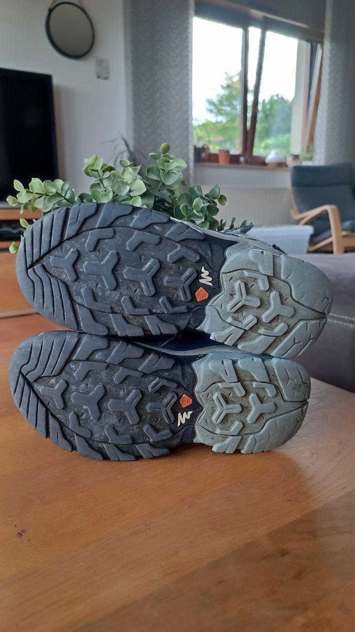 Baskets chaussures de randonnée 33 - photo numéro 9