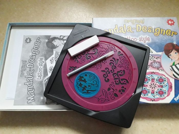 Mandala designer tatoo style - photo numéro 2