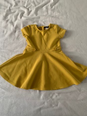 Robe jaune okaïdi taille 4 ans
