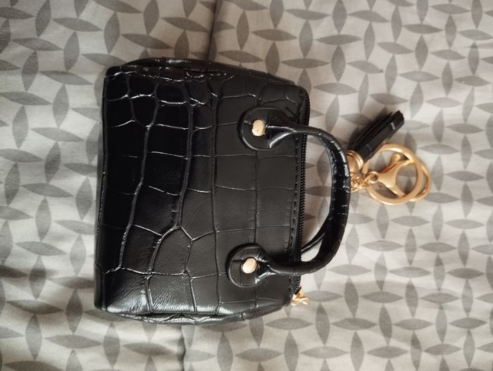 Petit porte monnaie neuf - photo numéro 2