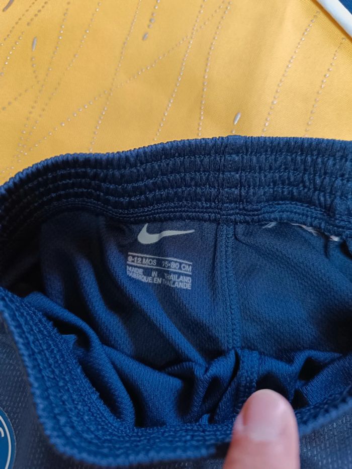 Short et écharpe bébé PSG 9-12 mois 75-80 cm - photo numéro 2