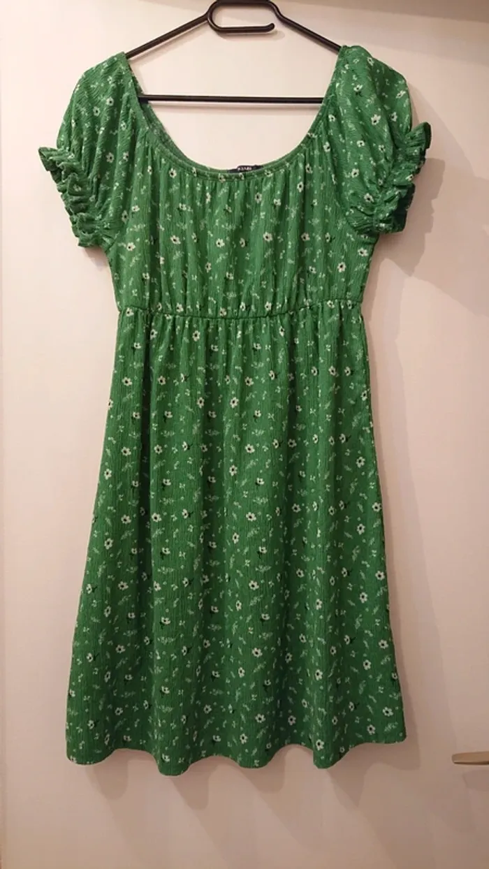 Robe été verte à fleurs