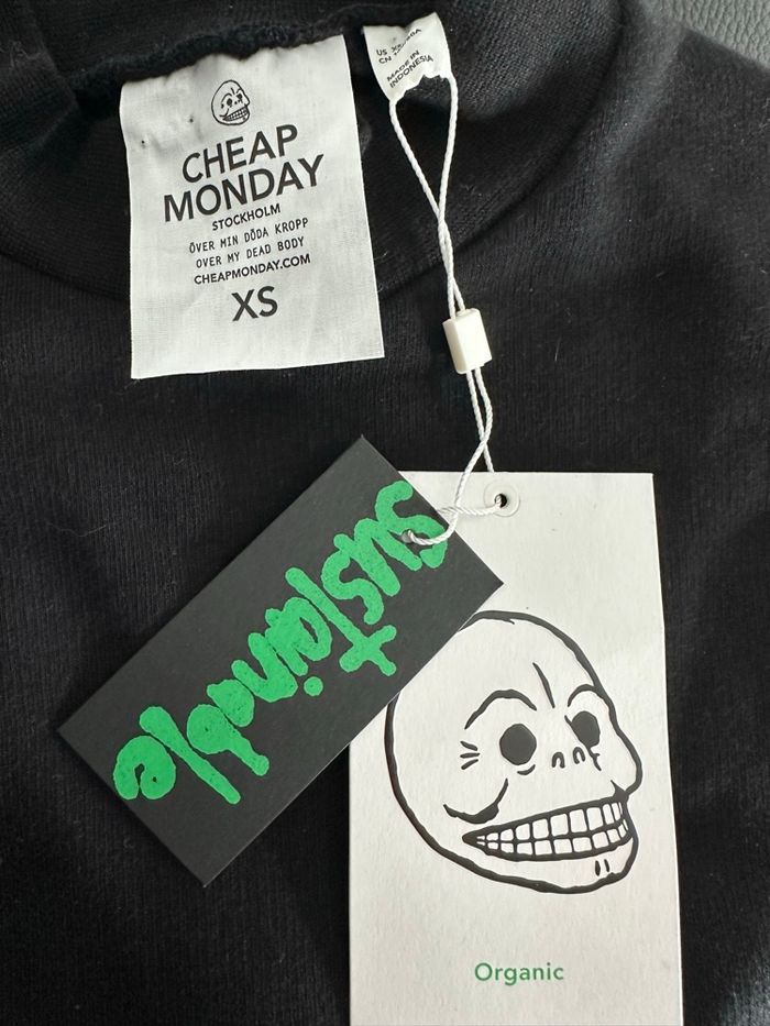 Sweatshirt pull noir décolleté dans le dos Cheap Monday Neuf t34 xS - photo numéro 2