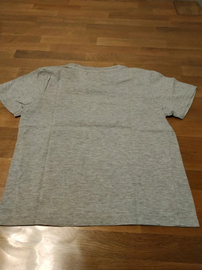 T-shirt été garçon 8 ans - photo numéro 2