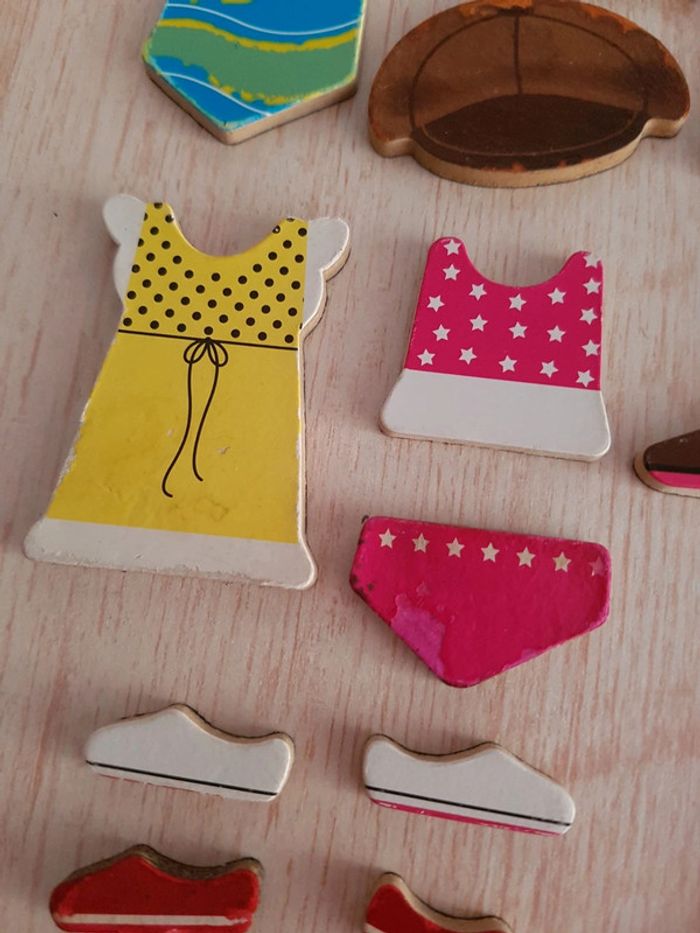 Jeu de vêtements magnétiques Abby & Emma de Melissa & Doug - photo numéro 14