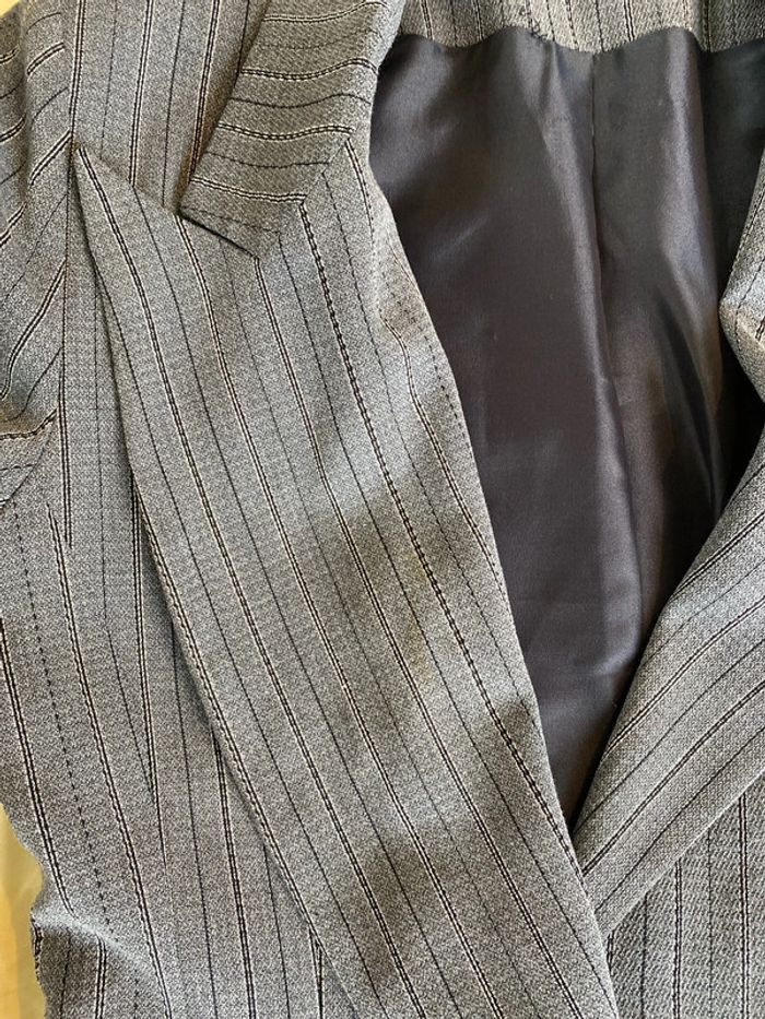 Veste blazer grise à rayures blanches - photo numéro 8