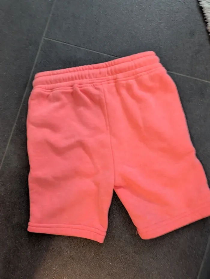 Short molletonné garçon 5/6 ans - photo numéro 2