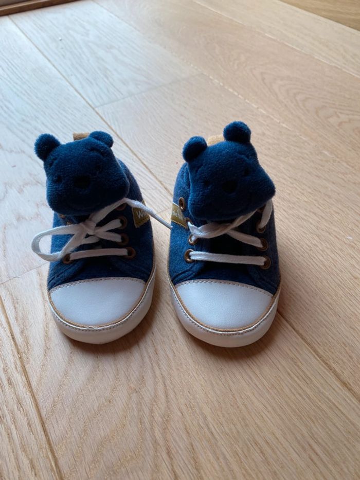 Chaussures souples Winnie l’Ourson – taille 6-9 mois