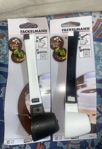 Cuillere doseuse neuf