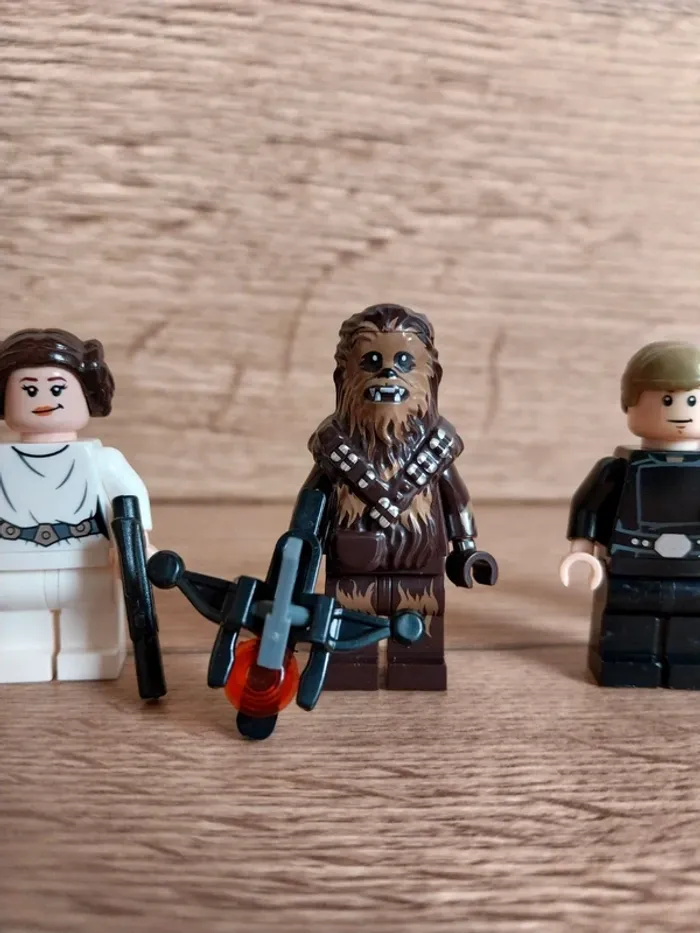 Figurines type lego Jedi Luke Skywalker Chewbacca Han Solo et Princesse Leia star wars - photo numéro 3