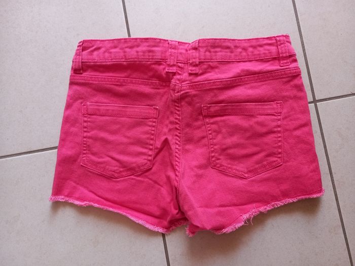Mini short jeans rose T42 - photo numéro 2