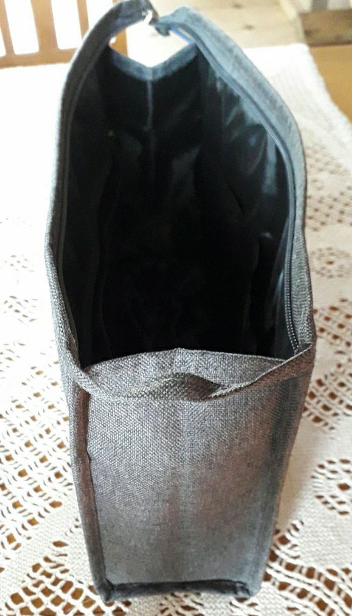 Trousse de toilette - photo numéro 2