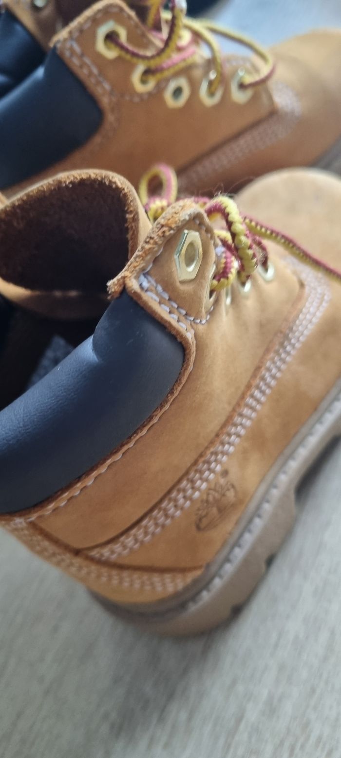 Boots bottines TIMBERLAND 22 superbes , comme neuves - photo numéro 7