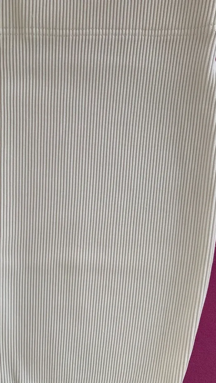 Jupe blanche droite courte - photo numéro 2