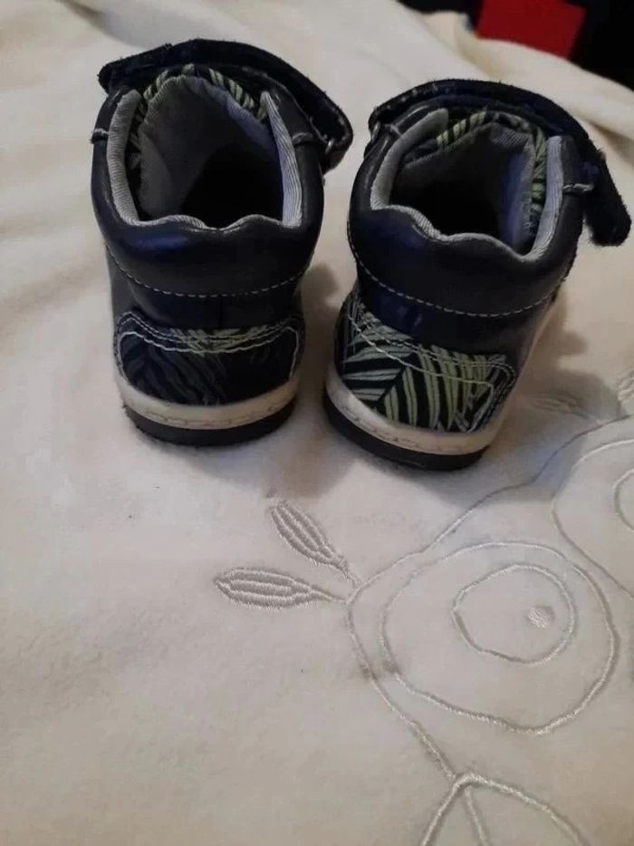 Bottines à scratchs effet feuilles taille 21 - photo numéro 4