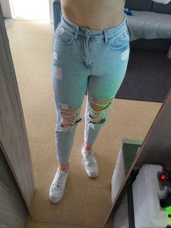 jeans