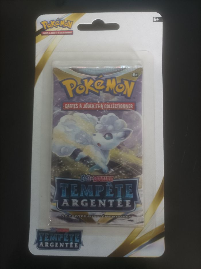 Booster sous blister Pokémon tempête argentée EB12 goupix