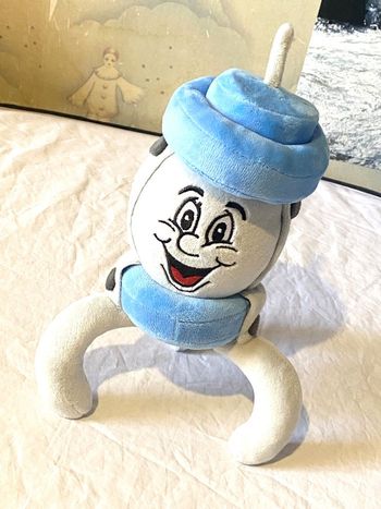 Petite Pince Grise Visage Souriant Chapeau Ceinture Bleues Peluche Petits Enfants Bébés