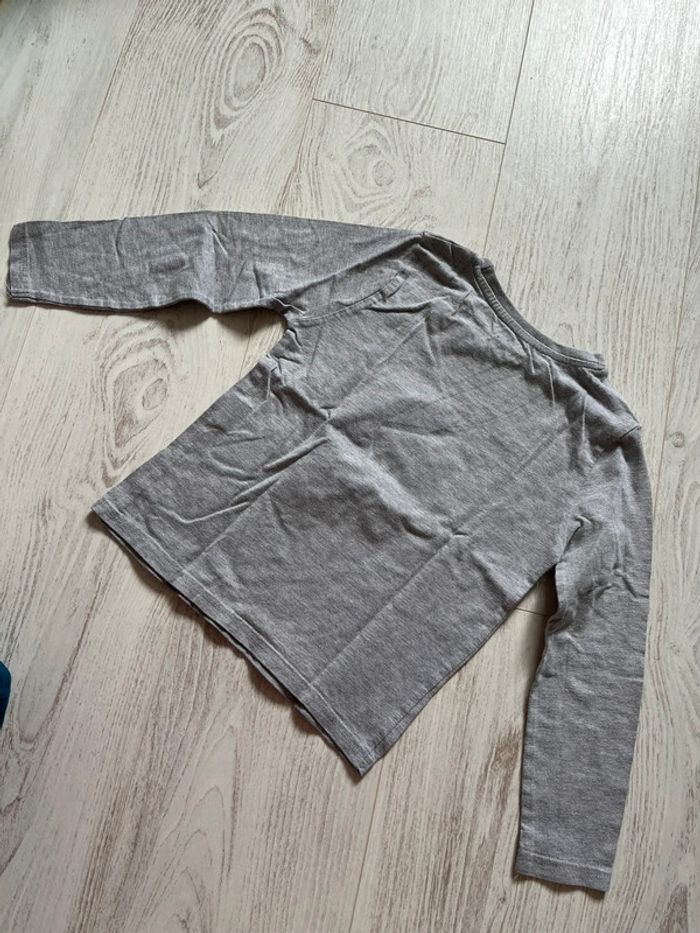 Lot de 2 t shirts manches longues 6 ans - photo numéro 6