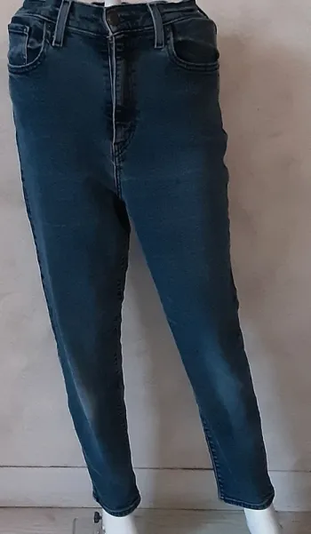jeans taille haute levis bleu taille M