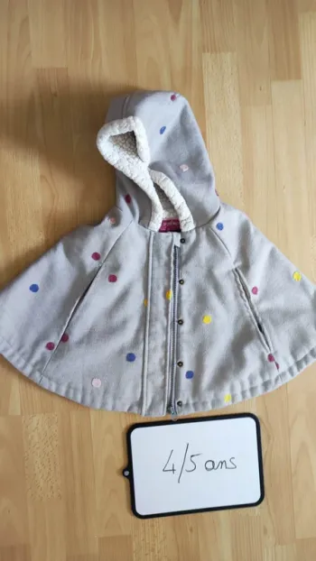 manteau cape taille 5 ans
