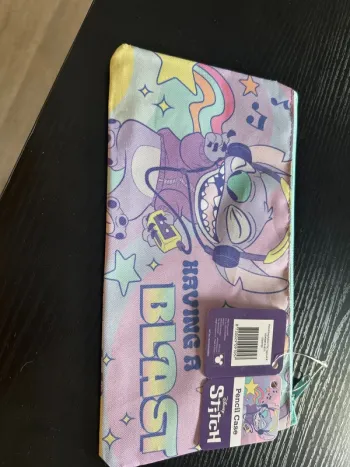Trousse stitch neuf