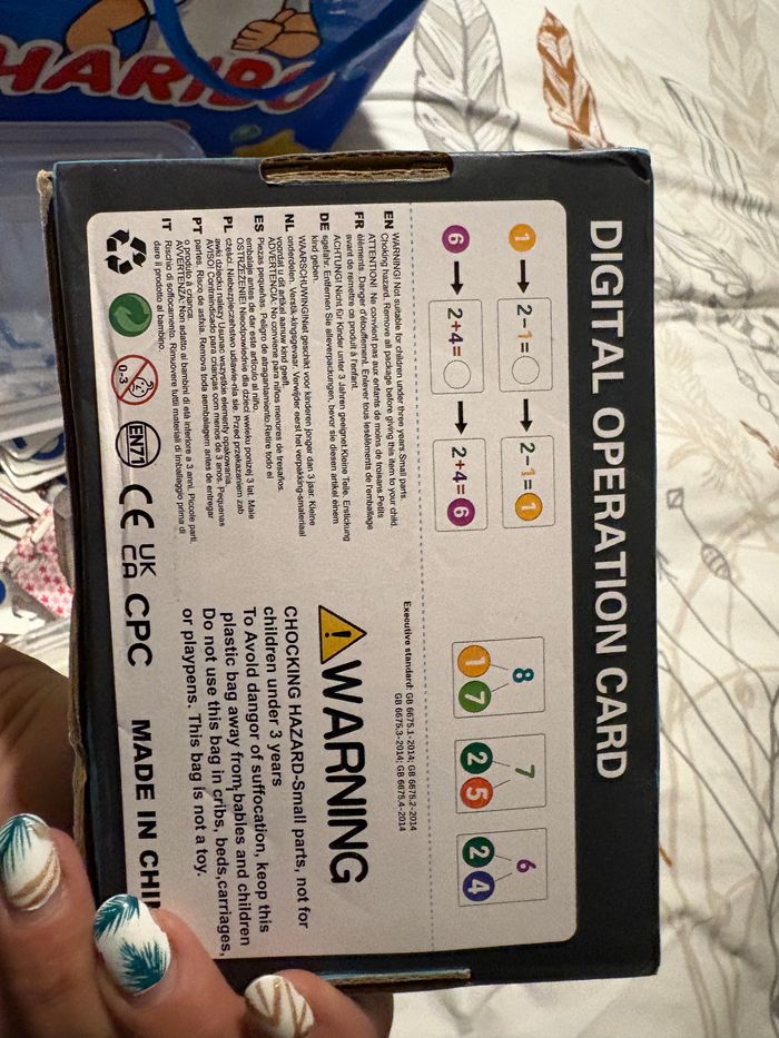 Petit jeu sur les additions et soustractions cartes + jetons - photo numéro 2