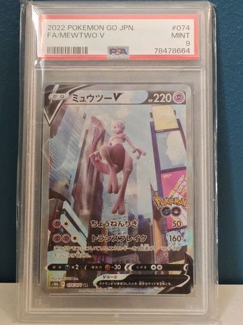 Mewtwo V (s10b 074) Pokémon GO PSA 9