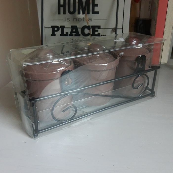 Coffret cadeau : 3 pots en céramique marron et support fer forgé - photo numéro 2