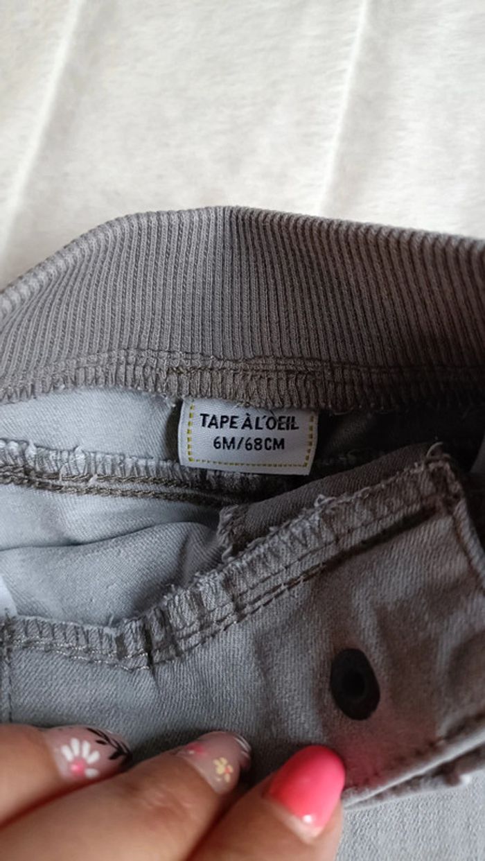 Lot pantalons et t-shirt 6 mois - photo numéro 11