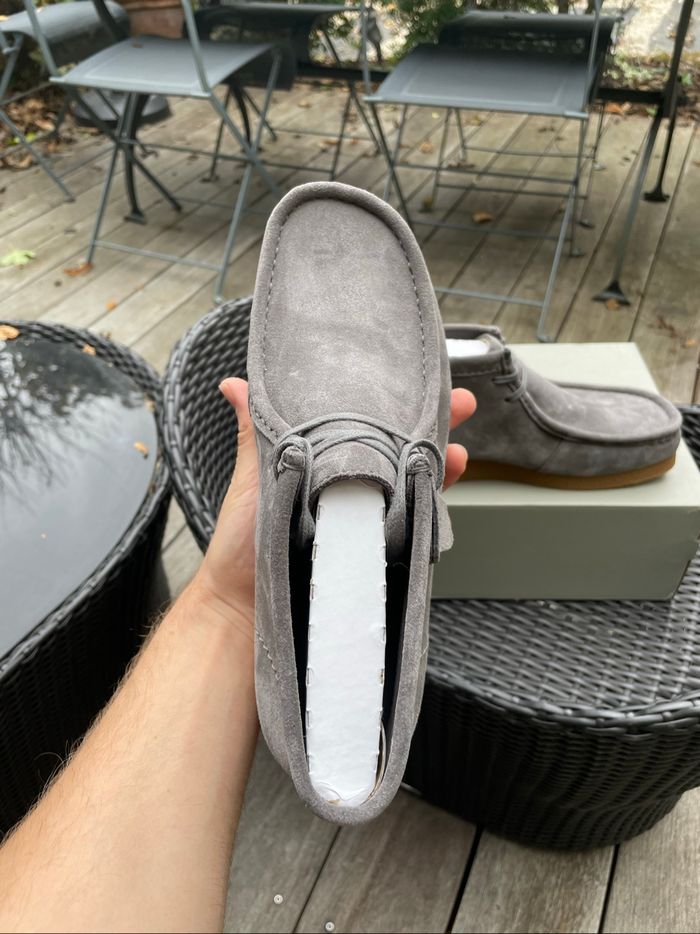 Clarks boots  Wallabee Evo en nubuck - grise - photo numéro 5