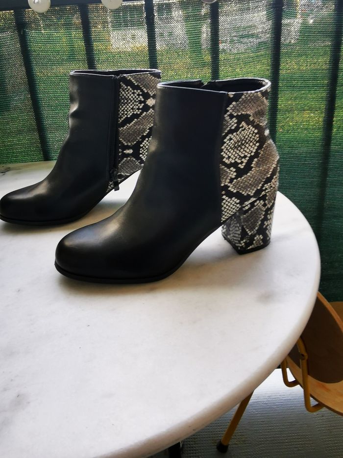 Je vends cette paire de bottes à 20 € pointure 40 - photo numéro 4