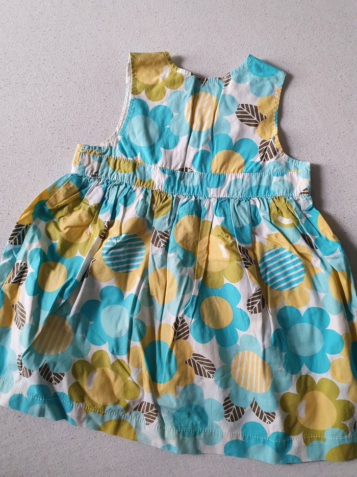 Jolie robe taille 18mois en très bon état - photo numéro 5