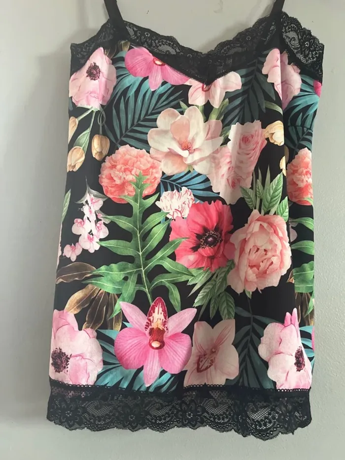 Débardeur fleurs en XL - photo numéro 4