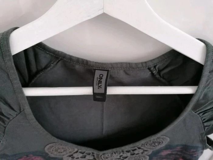 T-shirt Only taille S - photo numéro 3